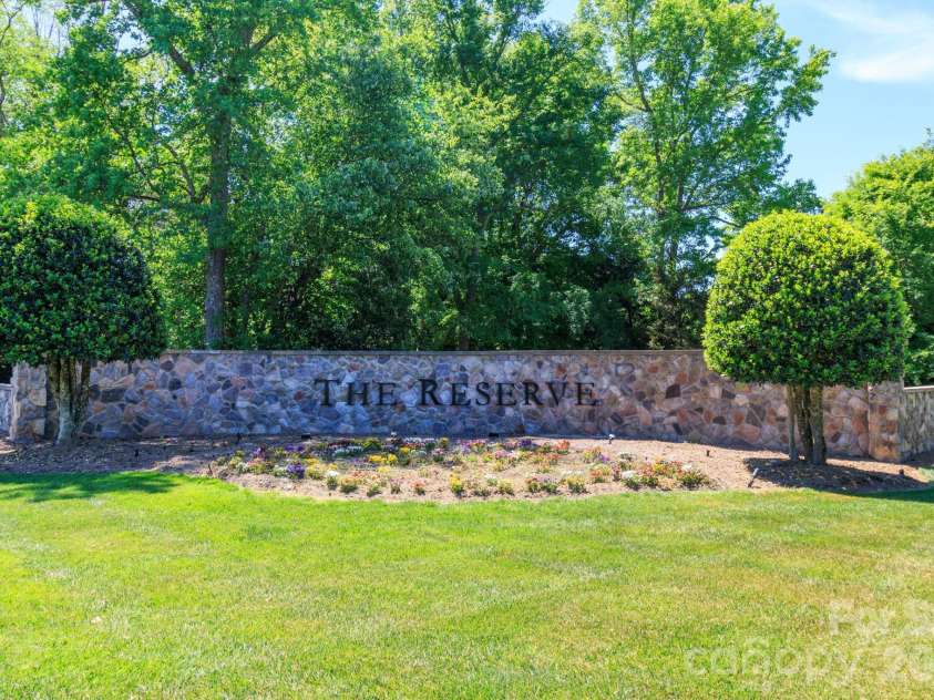 10011 King George Lane, Waxhaw, NC 28173.  MLS# CAR4371603, YatesRealty ID 18670. 