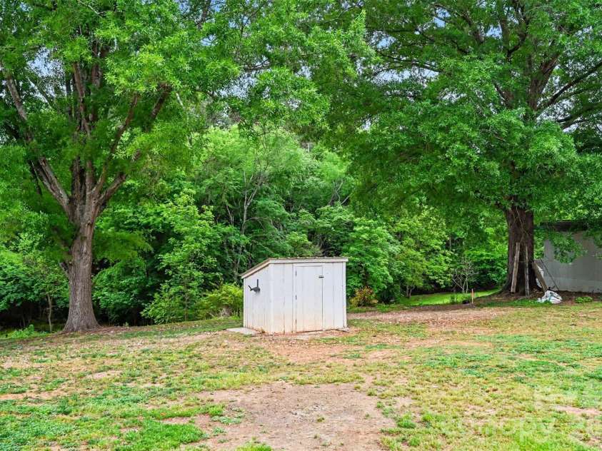 20146 Bantam Road, Mount Pleasant, NC 28124.  MLS# CAR4376186, YatesRealty ID 18671. 