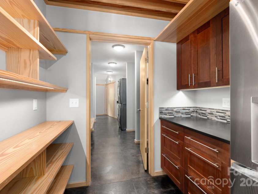 588 Long Branch Road, Swannanoa, NC 28778.  MLS# CAR4268003, YatesRealty ID 18671. 