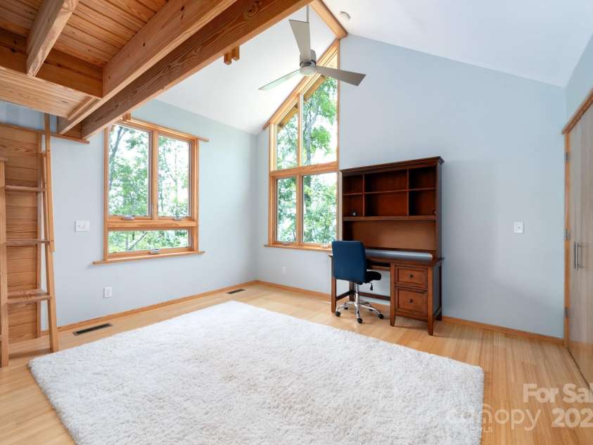 588 Long Branch Road, Swannanoa, NC 28778.  MLS# CAR4268003, YatesRealty ID 18671. 