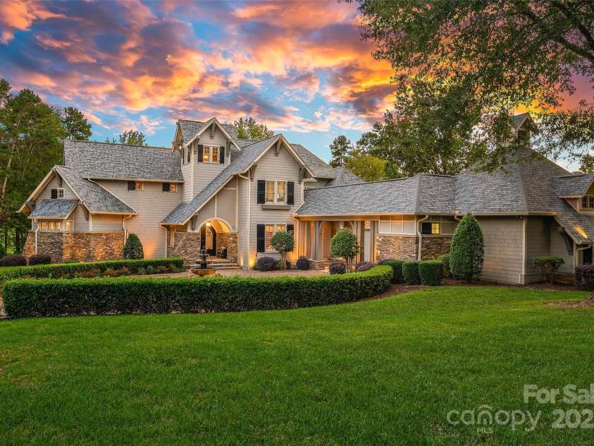 143 Jeremy Point Place, Mooresville, NC 28117.  MLS# CAR4307571, YatesRealty ID 18672. Custom-Built Luxury Estate