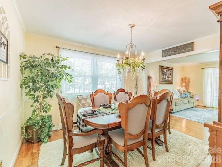 819 Chesterfield Circle, Lenoir, NC 28645.  MLS# CAR4369439, YatesRealty ID 18672. 