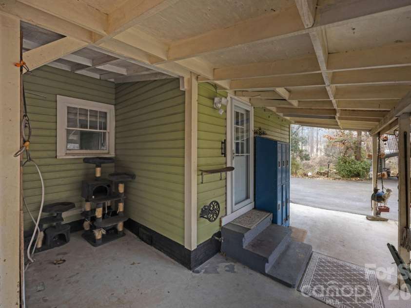 233 Pethel Street, Kannapolis, NC 28081.  MLS# CAR4319535, YatesRealty ID 18675. 
