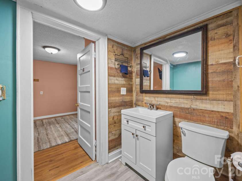 233 Pethel Street, Kannapolis, NC 28081.  MLS# CAR4319535, YatesRealty ID 18675. 