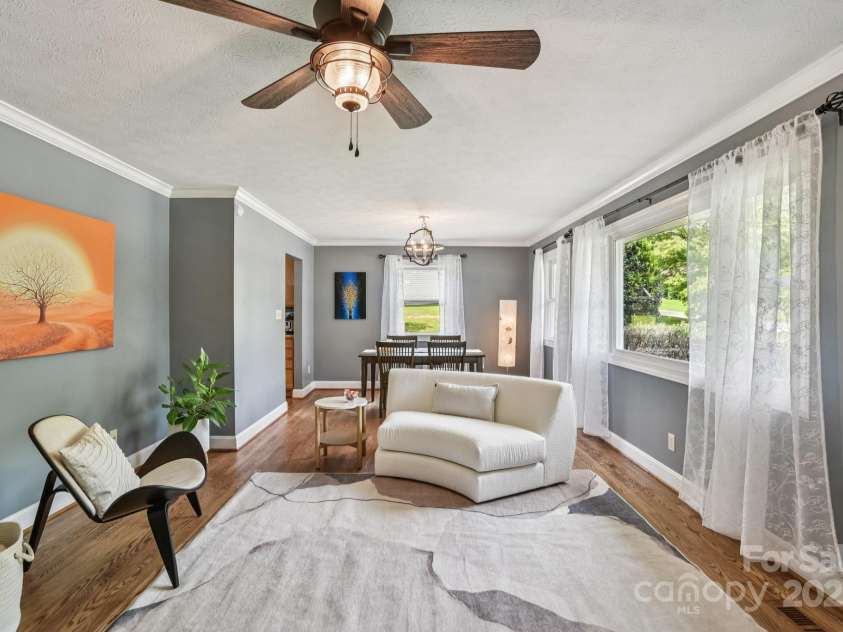 350 Pritchard Road, Candler, NC 28715.  MLS# CAR4268316, YatesRealty ID 18675. 