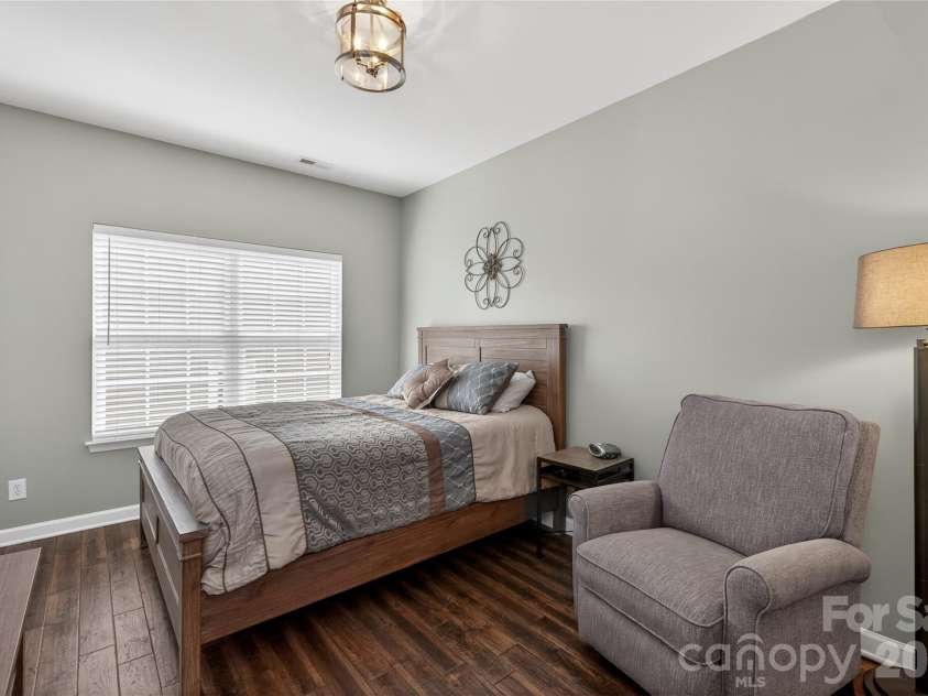 8028 Penman Springs Drive, Waxhaw, NC 28173.  MLS# CAR4364324, YatesRealty ID 18677. 