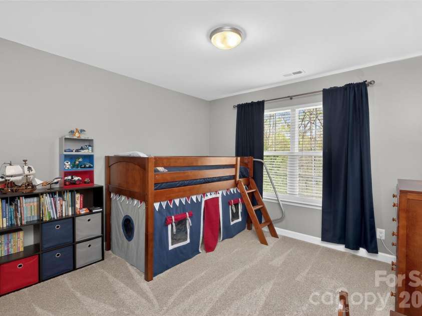 8028 Penman Springs Drive, Waxhaw, NC 28173.  MLS# CAR4364324, YatesRealty ID 18677. 