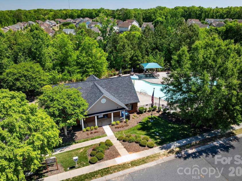 8028 Penman Springs Drive, Waxhaw, NC 28173.  MLS# CAR4364324, YatesRealty ID 18677. Community Amenities