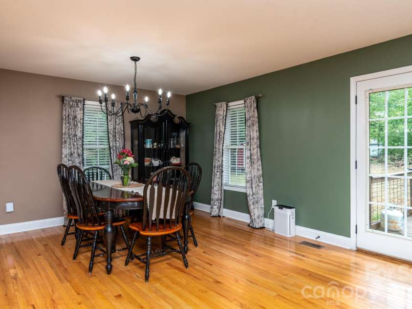 1091 ROLLINGWOOD Drive, Claremont, NC 28610.  MLS# CAR4374455, YatesRealty ID 18678. 