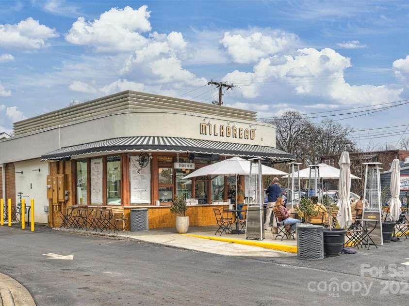 1709 Masonic Drive, Charlotte, NC 28205.  MLS# CAR4306765, YatesRealty ID 18678. 