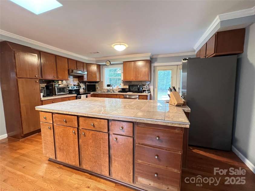 1905 Clay Street, Kannapolis, NC 28083.  MLS# CAR4227003, YatesRealty ID 1868. Large Kitchen Island with Storage