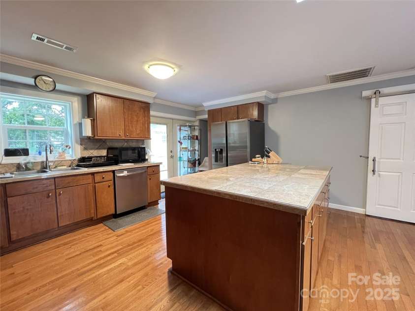 1905 Clay Street, Kannapolis, NC 28083.  MLS# CAR4227003, YatesRealty ID 1868. Large Kitchen Island with Storage
