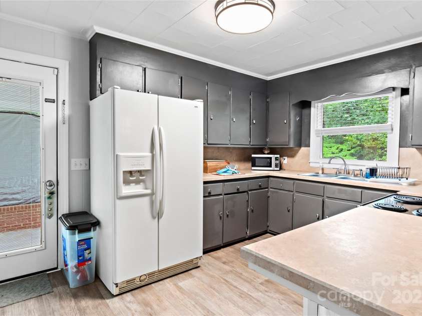 4314 US Highway 64 None, Lexington, NC 27292.  MLS# CAR4264744, YatesRealty ID 18680. 