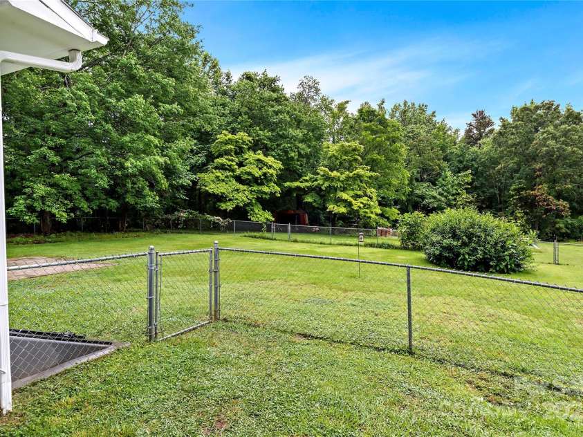 4314 US Highway 64 None, Lexington, NC 27292.  MLS# CAR4264744, YatesRealty ID 18680. 