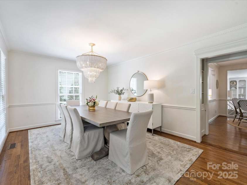 2919 Wickersham Road, Charlotte, NC 28211.  MLS# CAR4263268, YatesRealty ID 18682. Dining Room