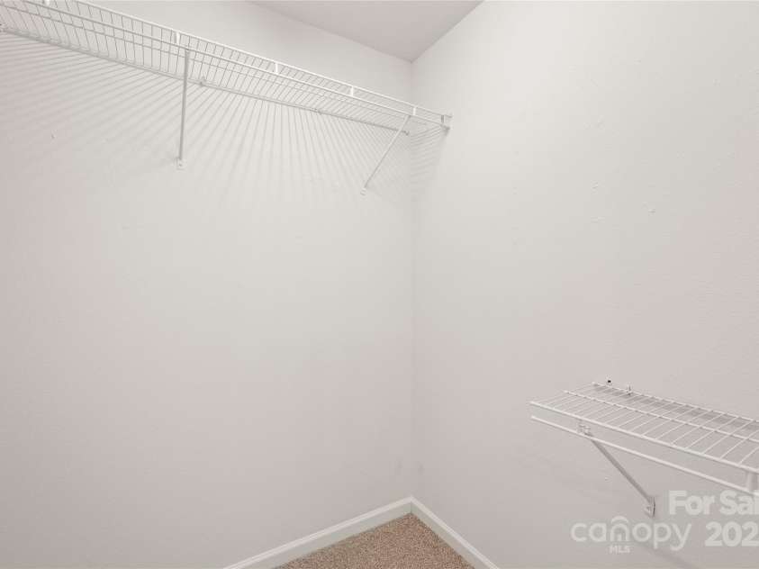 13408 Golden Apple Court, Charlotte, NC 28215.  MLS# CAR4258814, YatesRealty ID 18683. 