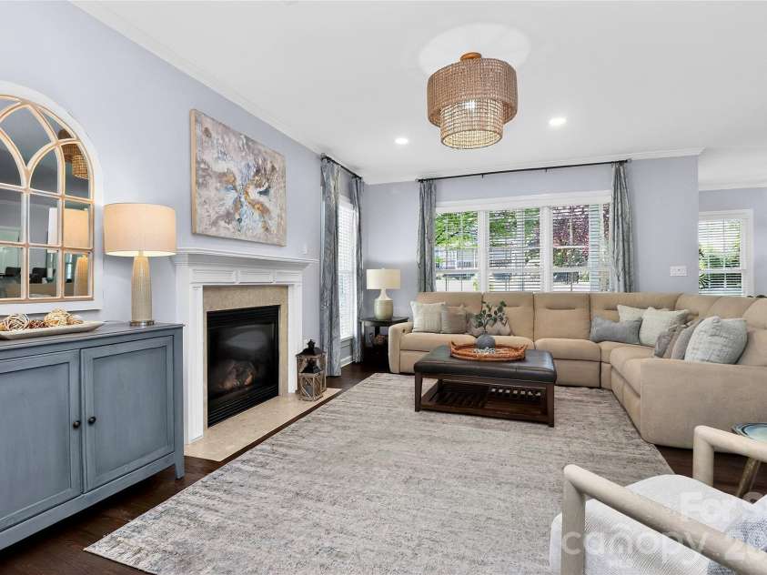 16147 Glen Miro Drive, Huntersville, NC 28078.  MLS# CAR4364348, YatesRealty ID 18683. 