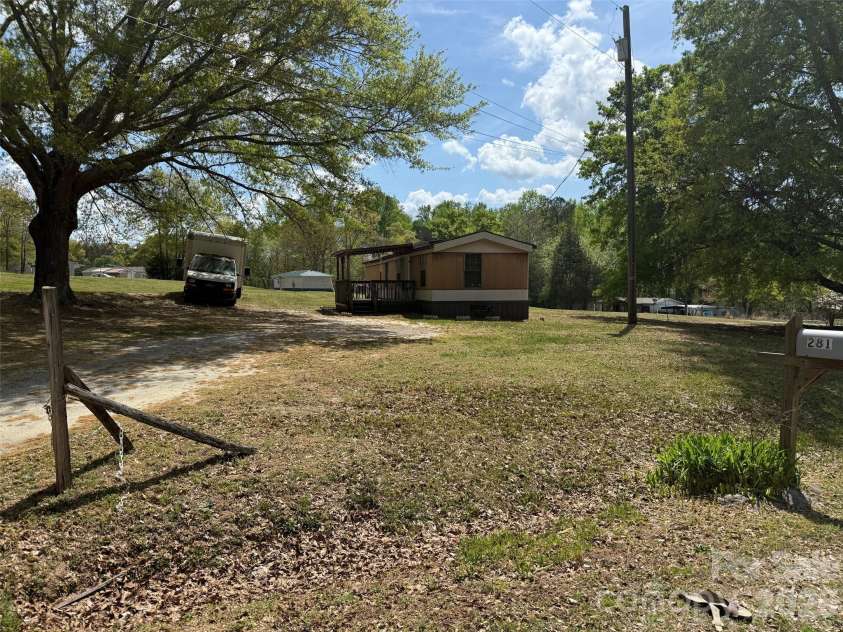 281 Phillips Drive, Forest City, NC 28043.  MLS# CAR4365178, YatesRealty ID 18684. 
