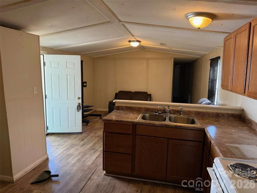 281 Phillips Drive, Forest City, NC 28043.  MLS# CAR4365178, YatesRealty ID 18684. 