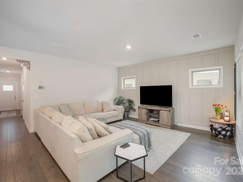 7518 Porrera Street, Charlotte, NC 28214.  MLS# CAR4243216, YatesRealty ID 18685. 