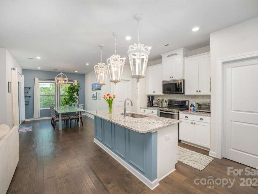 7518 Porrera Street, Charlotte, NC 28214.  MLS# CAR4243216, YatesRealty ID 18685. 