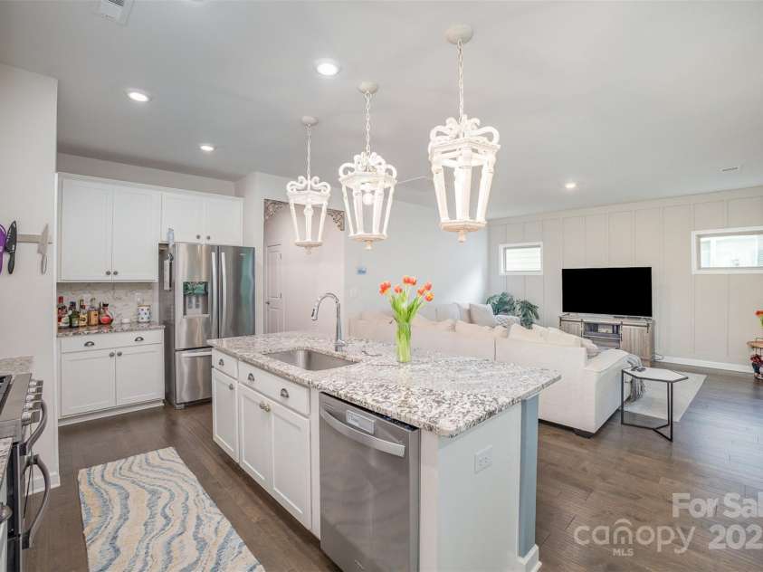 7518 Porrera Street, Charlotte, NC 28214.  MLS# CAR4243216, YatesRealty ID 18685. 