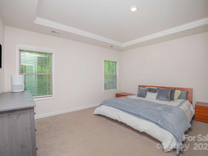 7518 Porrera Street, Charlotte, NC 28214.  MLS# CAR4243216, YatesRealty ID 18685. 