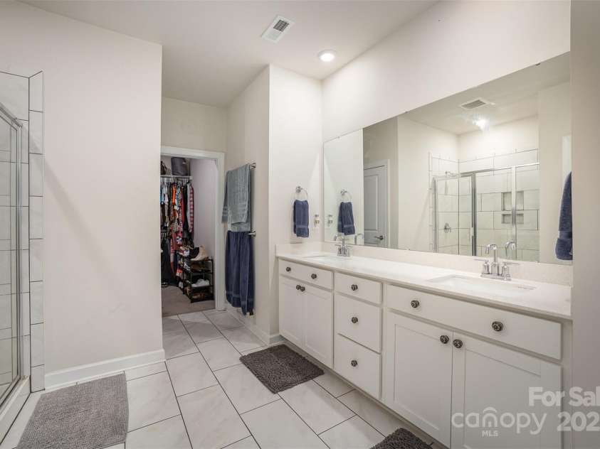 7518 Porrera Street, Charlotte, NC 28214.  MLS# CAR4243216, YatesRealty ID 18685. 