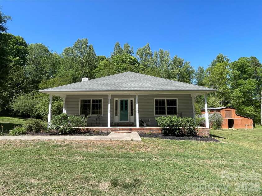 2031 Redskin Trail, Iron Station, NC 28080.  MLS# CAR4376461, YatesRealty ID 18686. 