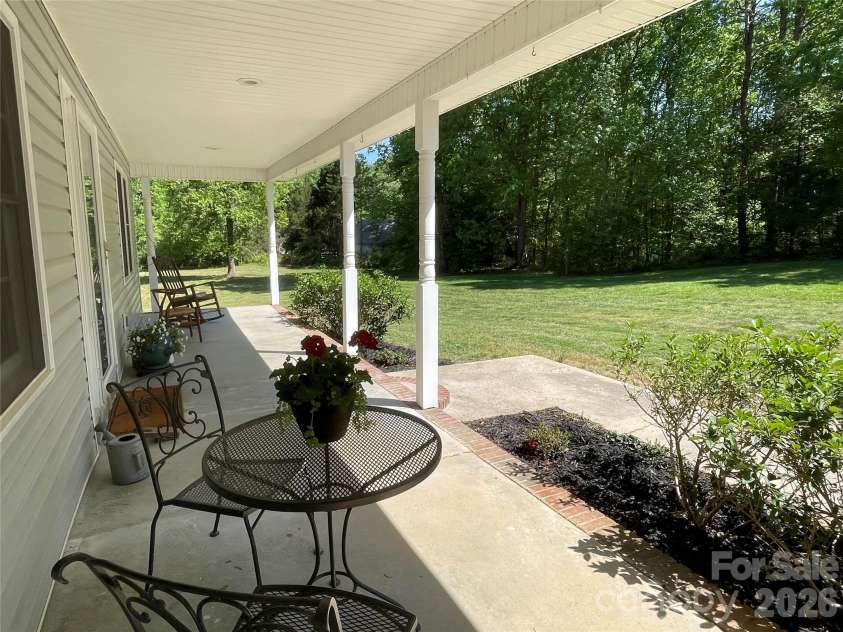 2031 Redskin Trail, Iron Station, NC 28080.  MLS# CAR4376461, YatesRealty ID 18686. 
