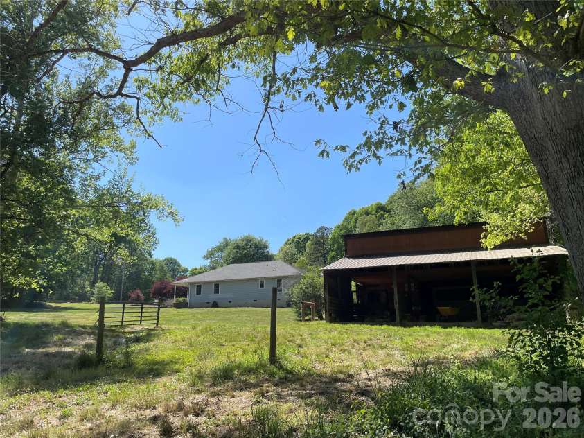2031 Redskin Trail, Iron Station, NC 28080.  MLS# CAR4376461, YatesRealty ID 18686. 