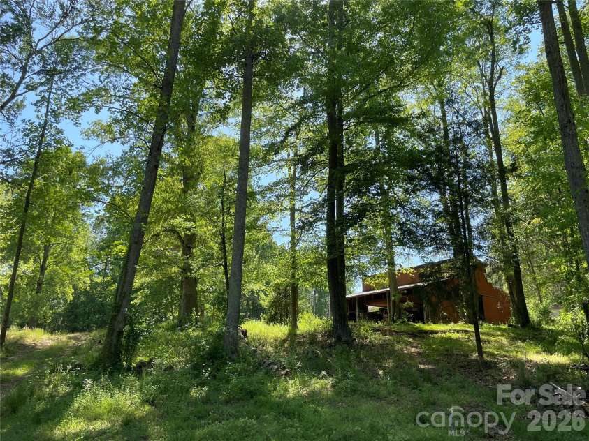 2031 Redskin Trail, Iron Station, NC 28080.  MLS# CAR4376461, YatesRealty ID 18686. 