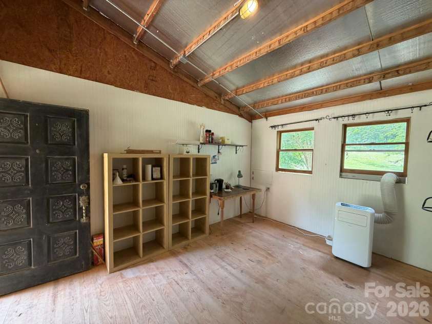 2031 Redskin Trail, Iron Station, NC 28080.  MLS# CAR4376461, YatesRealty ID 18686. 