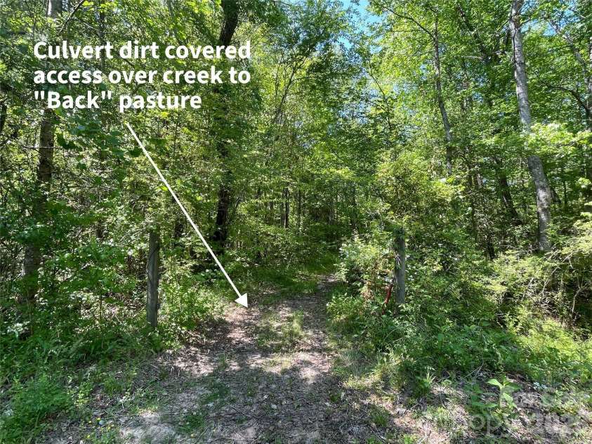 2031 Redskin Trail, Iron Station, NC 28080.  MLS# CAR4376461, YatesRealty ID 18686. 