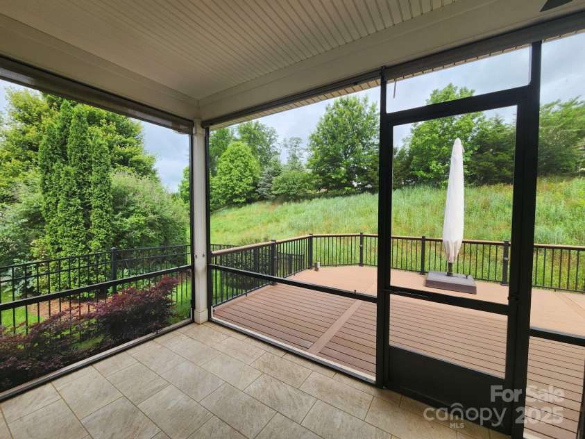 467 Granite Lake Court, Denver, NC 28037.  MLS# CAR4259696, YatesRealty ID 18686. 