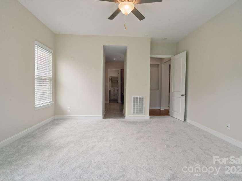 467 Granite Lake Court, Denver, NC 28037.  MLS# CAR4259696, YatesRealty ID 18686. 