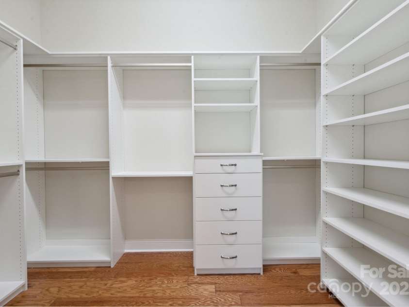 467 Granite Lake Court, Denver, NC 28037.  MLS# CAR4259696, YatesRealty ID 18686. 