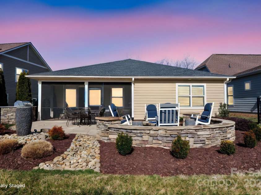 305 Hemlock Bluff Court, Denver, NC 28037.  MLS# CAR4224529, YatesRealty ID 18687. 