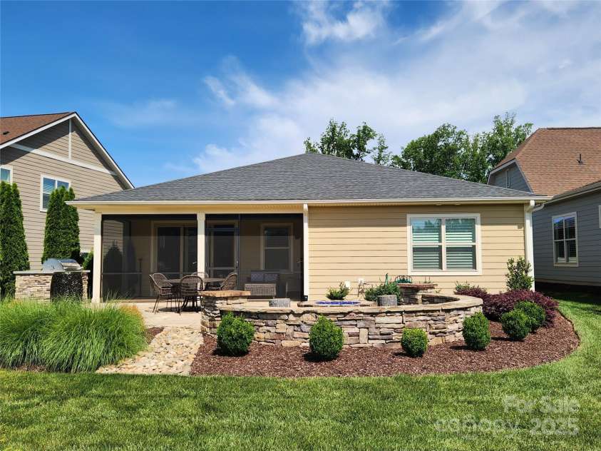 305 Hemlock Bluff Court, Denver, NC 28037.  MLS# CAR4224529, YatesRealty ID 18687. 