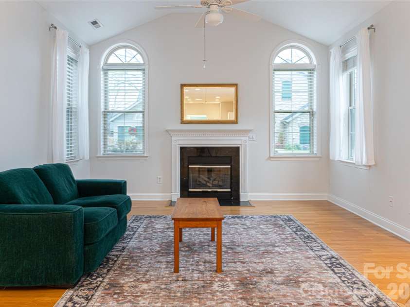 55 Outlook Circle, Swannanoa, NC 28778.  MLS# CAR4346540, YatesRealty ID 1869. 