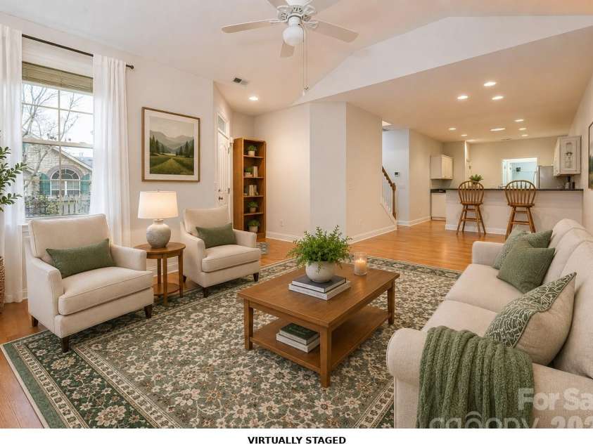 55 Outlook Circle, Swannanoa, NC 28778.  MLS# CAR4346540, YatesRealty ID 1869. 