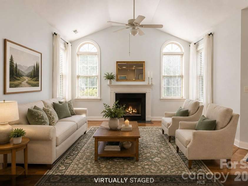 55 Outlook Circle, Swannanoa, NC 28778.  MLS# CAR4346540, YatesRealty ID 1869. 