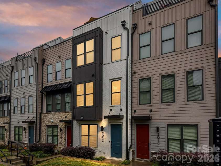 2024 Terwilliger Terrace, Charlotte, NC 28203.  MLS# CAR4354818, YatesRealty ID 18690. 