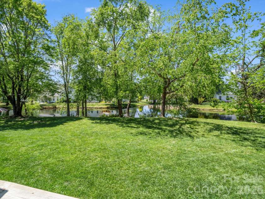 179 Kingfisher Lane, Mills River, NC 28759.  MLS# CAR4371659, YatesRealty ID 18691. 