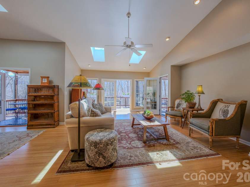 38 Sutton Knob Road, Candler, NC 28715.  MLS# CAR4361951, YatesRealty ID 18692. 