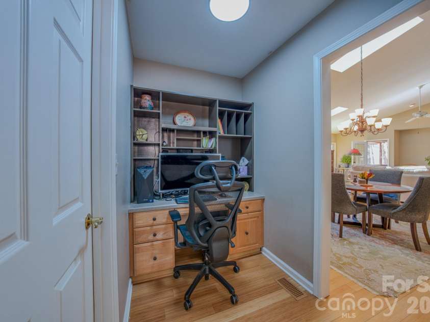 38 Sutton Knob Road, Candler, NC 28715.  MLS# CAR4361951, YatesRealty ID 18692. 