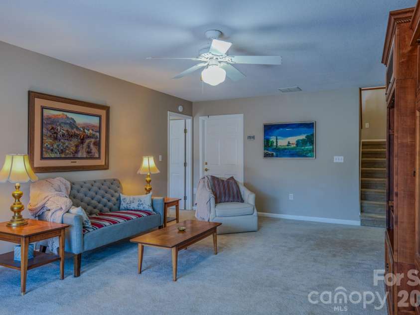 38 Sutton Knob Road, Candler, NC 28715.  MLS# CAR4361951, YatesRealty ID 18692. 