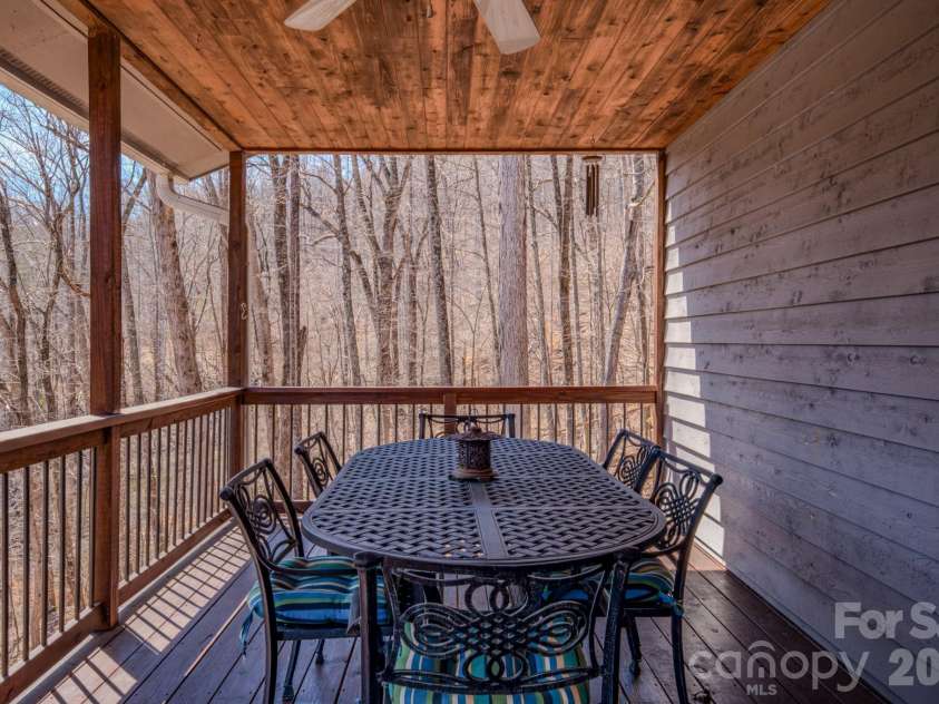 38 Sutton Knob Road, Candler, NC 28715.  MLS# CAR4361951, YatesRealty ID 18692. 
