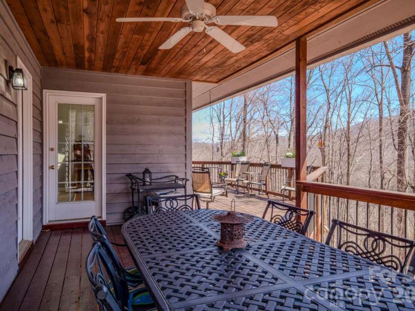 38 Sutton Knob Road, Candler, NC 28715.  MLS# CAR4361951, YatesRealty ID 18692. 
