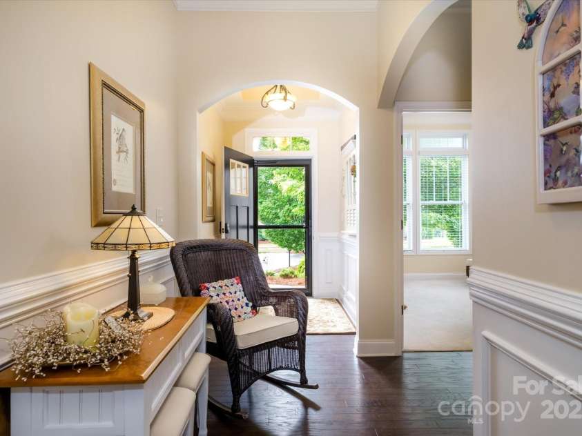 8818 Artesa mill Lane, Charlotte, NC 28214.  MLS# CAR4258220, YatesRealty ID 18692. 